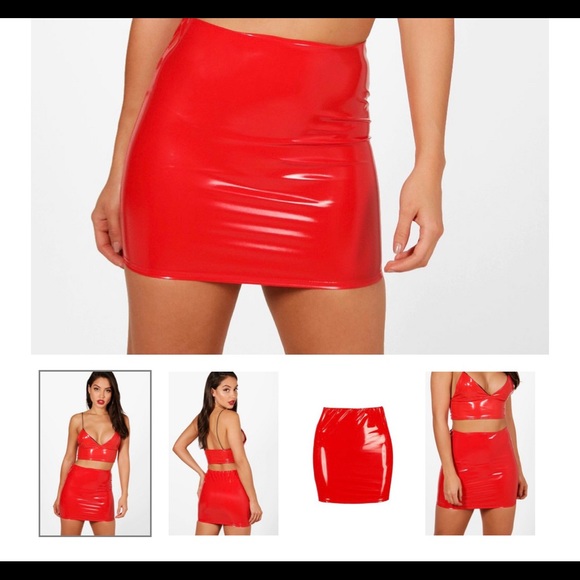 Red faux leather mini skirt - Picture 4 of 4